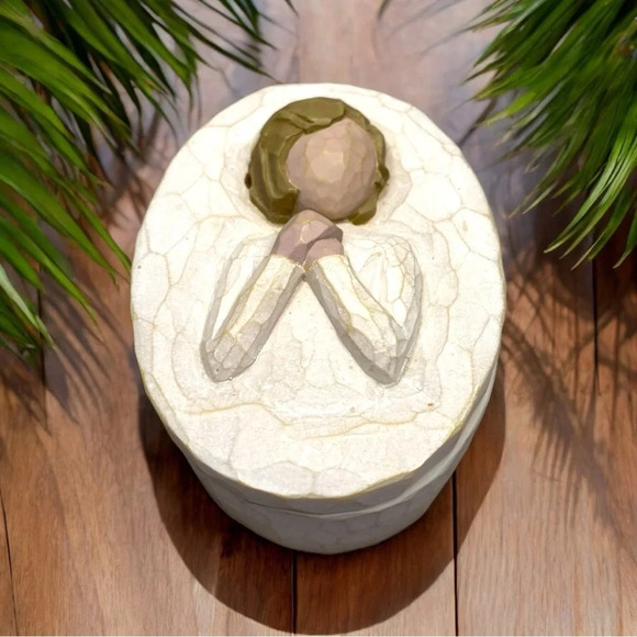 WILLOW TREE Demdaco Susan Lordi Wishes Keepsake Box - Picture 3 of 8